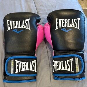 Everlast Black, Pink & Blue Training Boxing Gloves